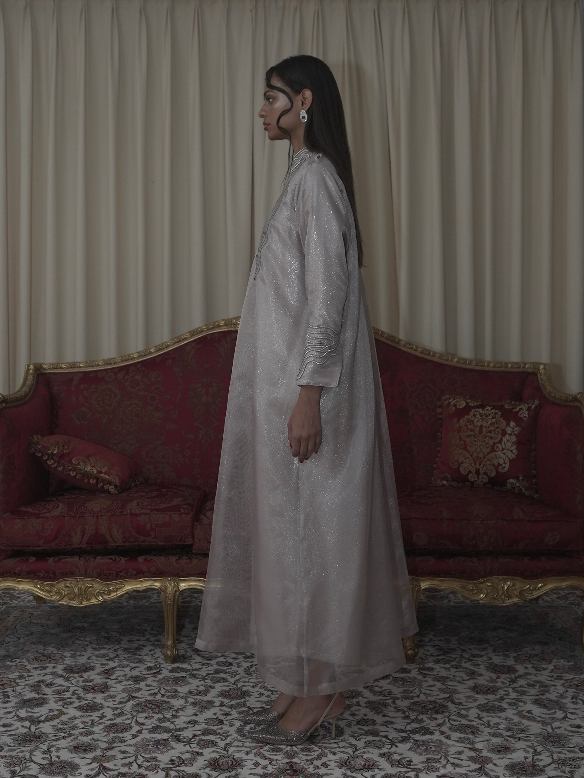 “AMWAJ” - SILVER ROSE