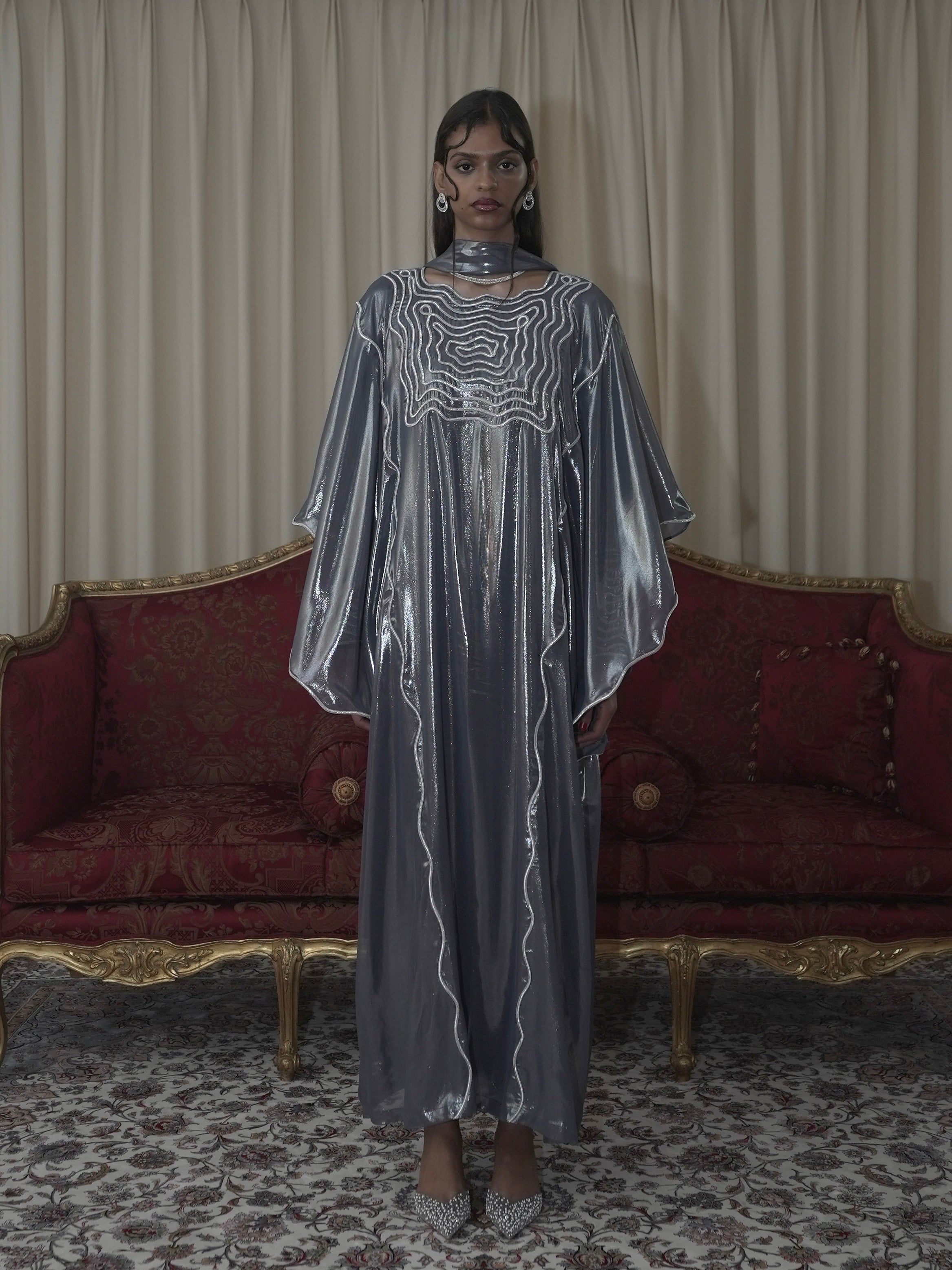 ‏”ILLUSION THOUB” -  CHARCOAL