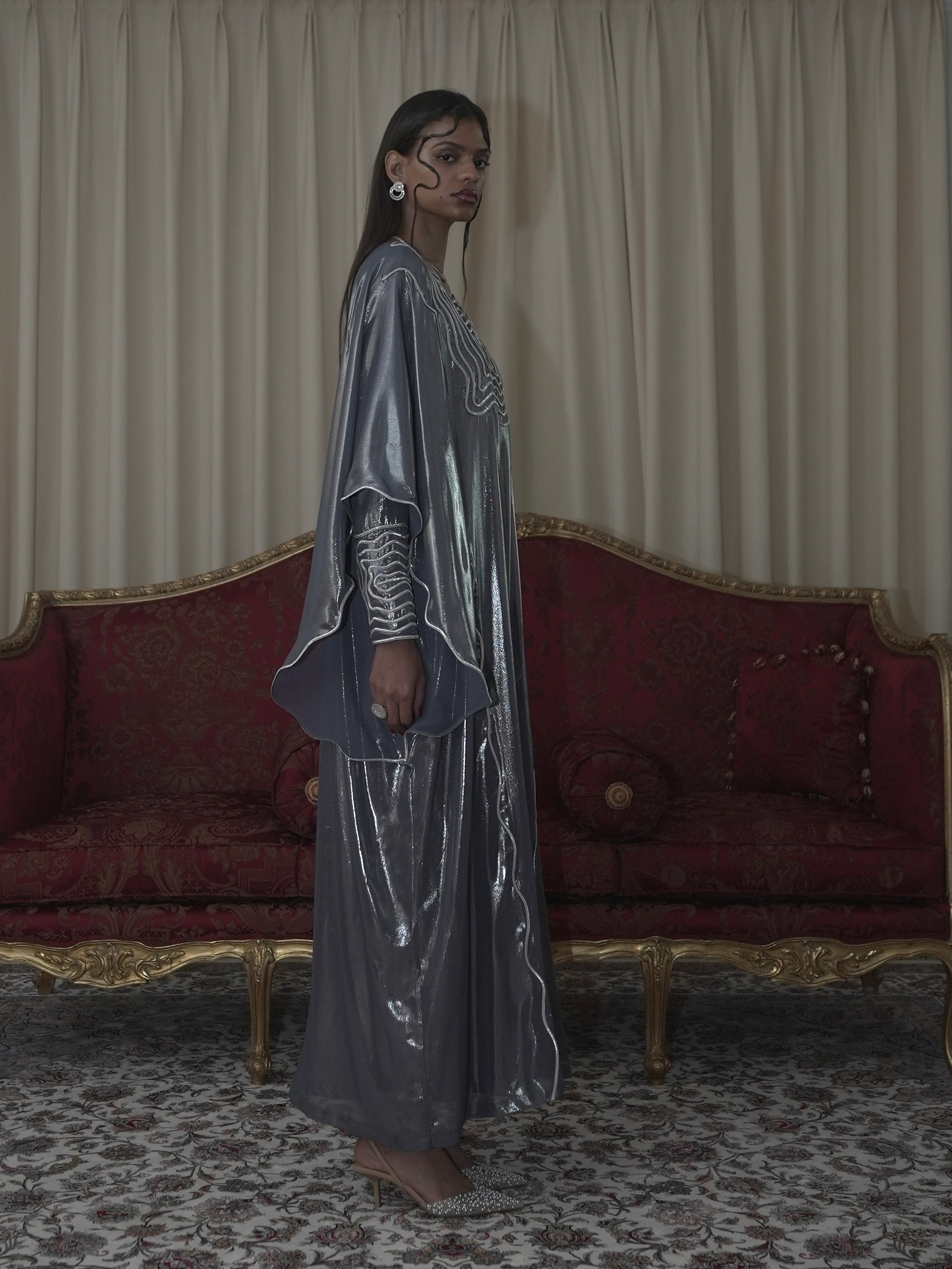 ‏”ILLUSION THOUB” -  CHARCOAL